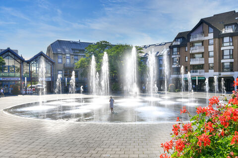 Innenstadt Langenfeld mit Wasserspiele 